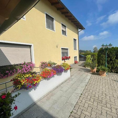 Gasthaus-Pension Zum Loewen Asten ภายนอก รูปภาพ