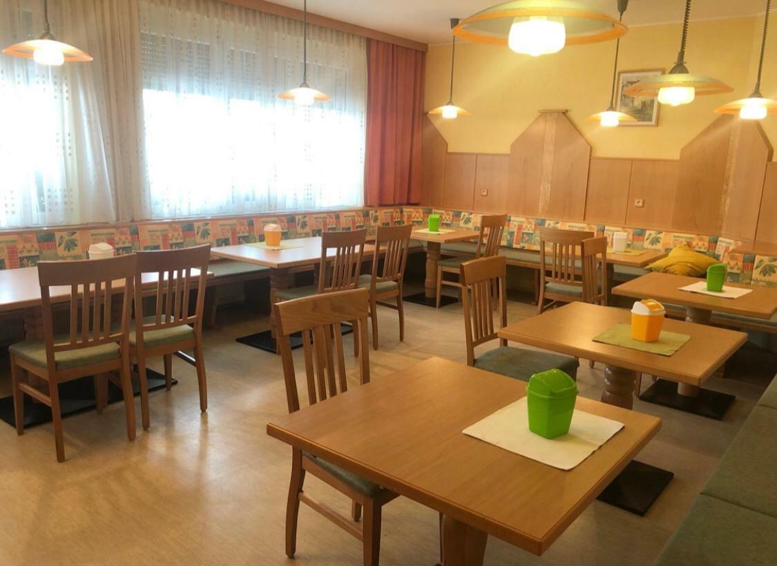 Gasthaus-Pension Zum Loewen Asten ภายนอก รูปภาพ